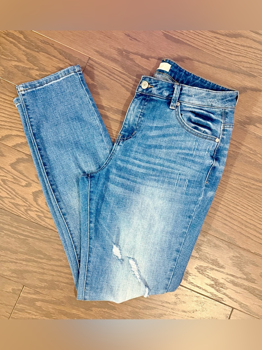 Altar’d State Distressed Skinny Jeans Size 29 Light Wash Stretch